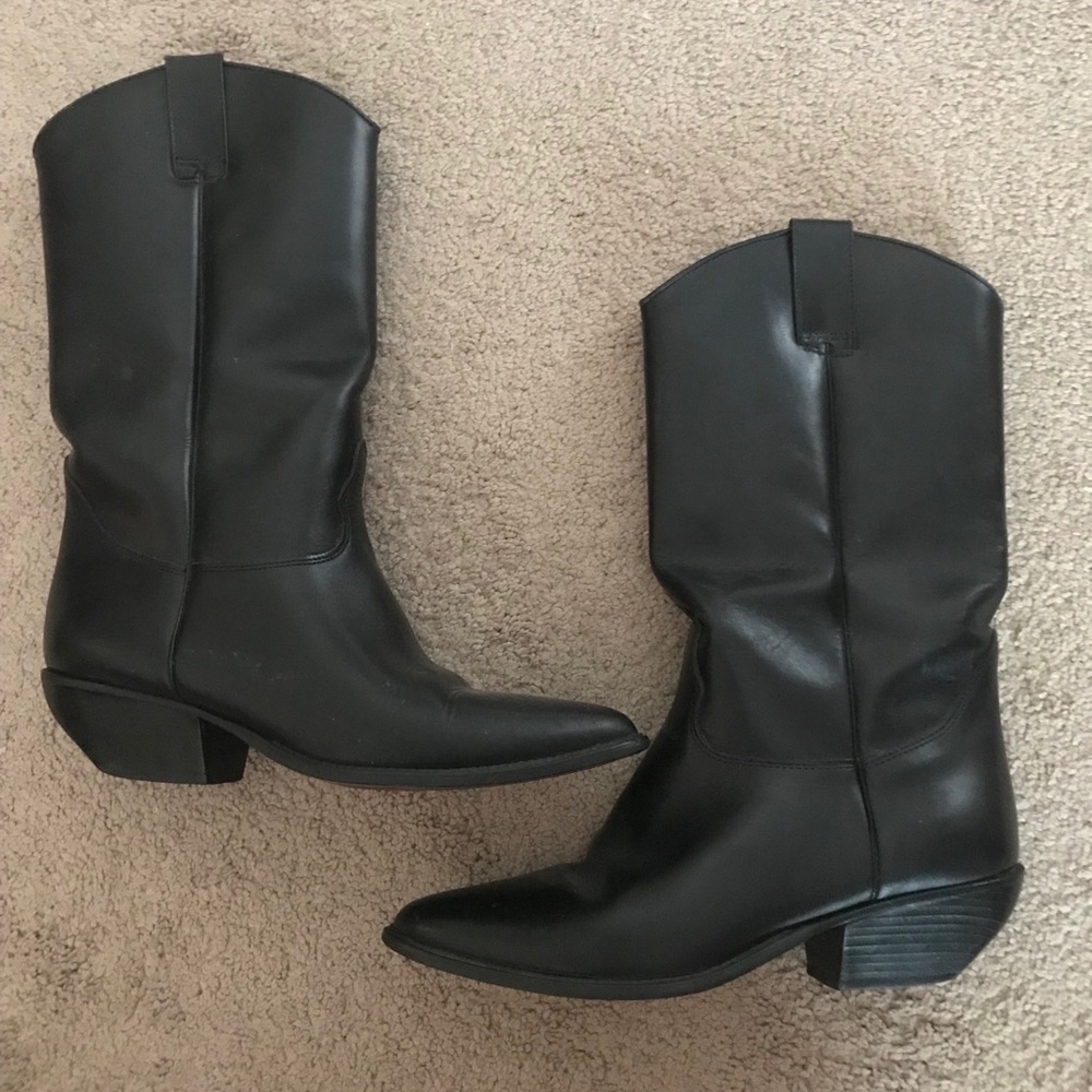Leather black Western boot